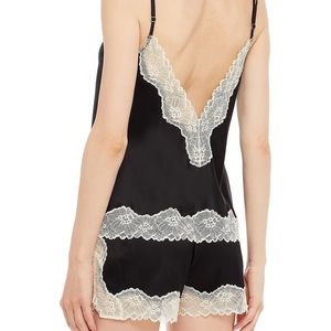 Stella McCartney Lace-trimmed stretch-silk satin camisole🌹